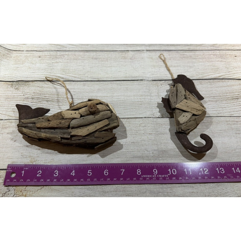 Lot of 2 Driftwood & Metal Whale and Seahorse Hanging Decor 6" Ornament TubH4